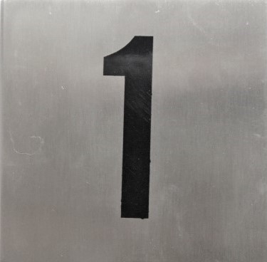 SEÑALETICA NÚMERO 1 CUADRADO (Venta hasta agotar stock)